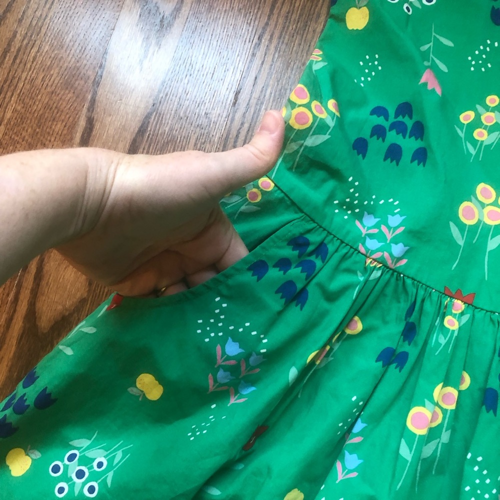 Hanna Andersson Floral Dress 8 - Picture 5 of 7